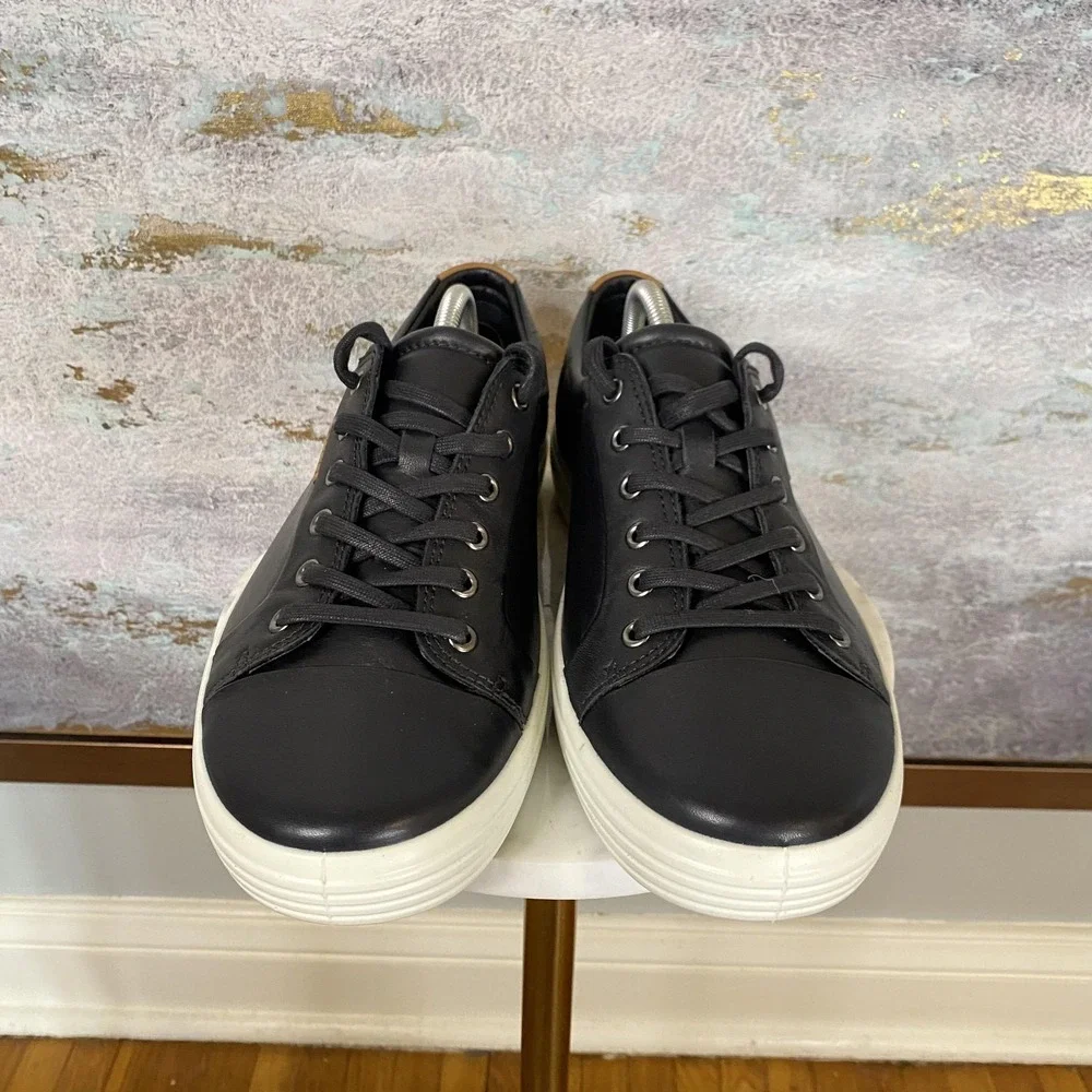 ECCO Soft 7 Shoes Mens Size 10 Black Leather Lace Up Casual Comfort Sneakers